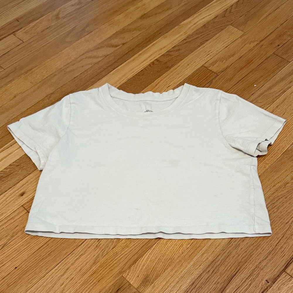 Urban outfitters cropped off white T-Shirt